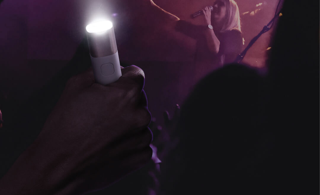 Solove X3 Portable Flashlight Power Bank Solove X3 Portable Flashlight Power Bank