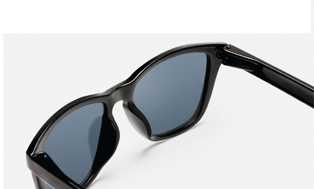 Mi Classic Square Sunglasses