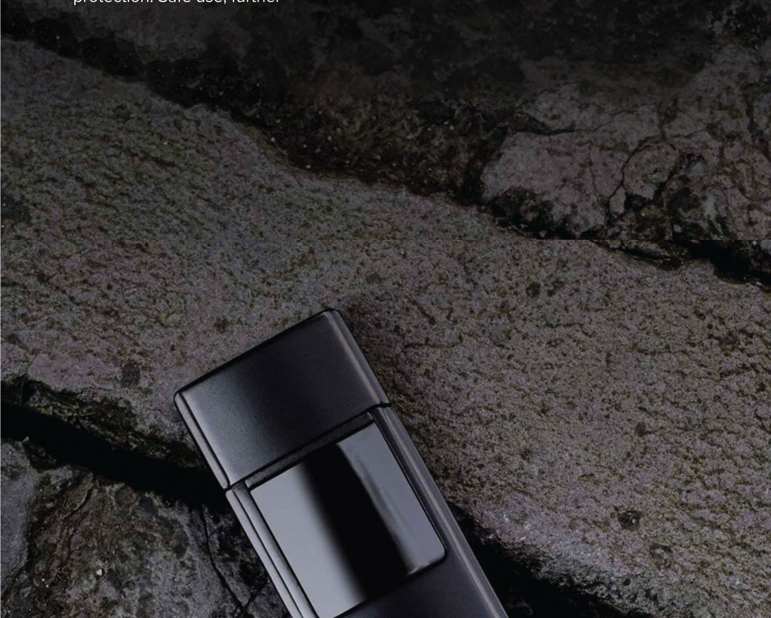 Beevest Ultra-thin Rechargeable Lighter Beevest Ultra-thin Rechargeable Lighter